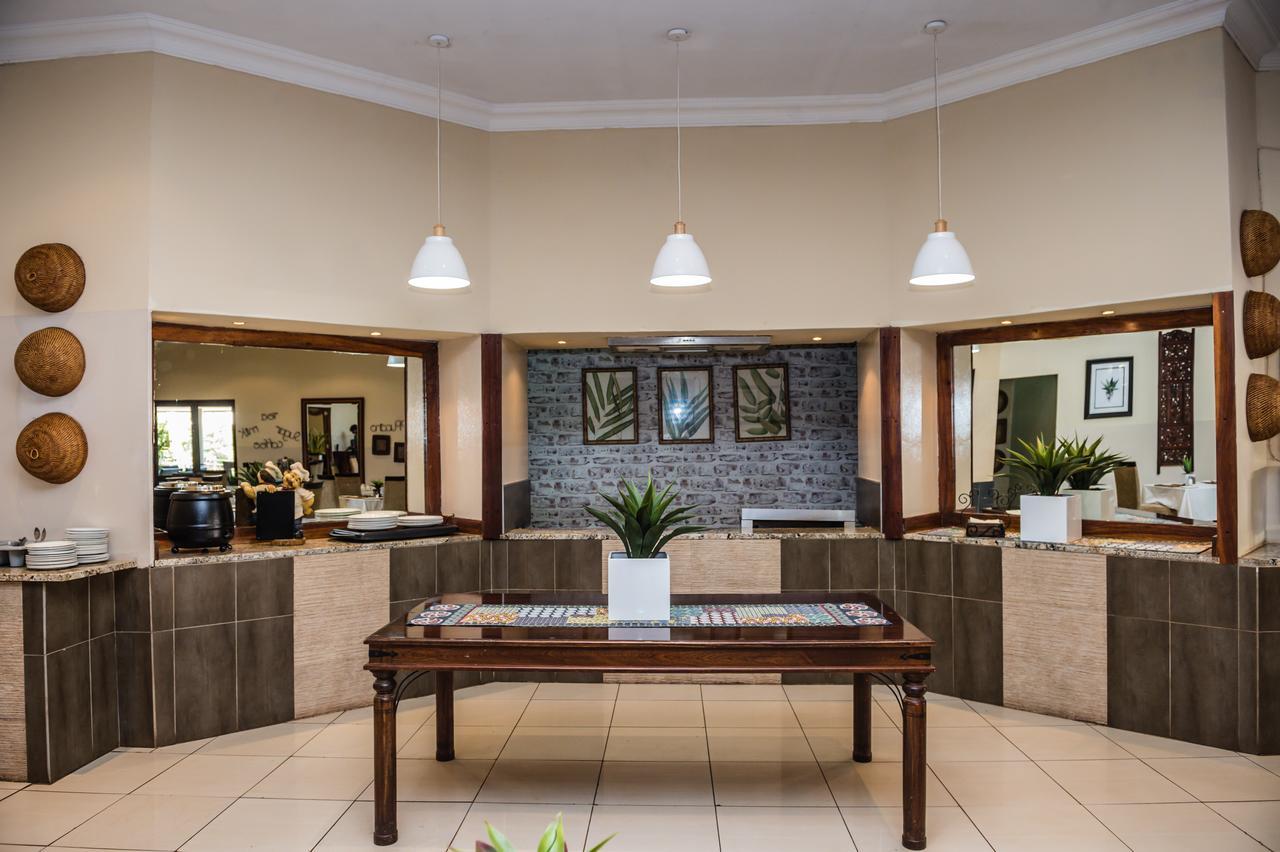 Royal Solwezi Hotel Экстерьер фото