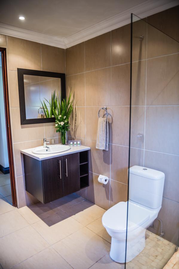 Royal Solwezi Hotel Экстерьер фото