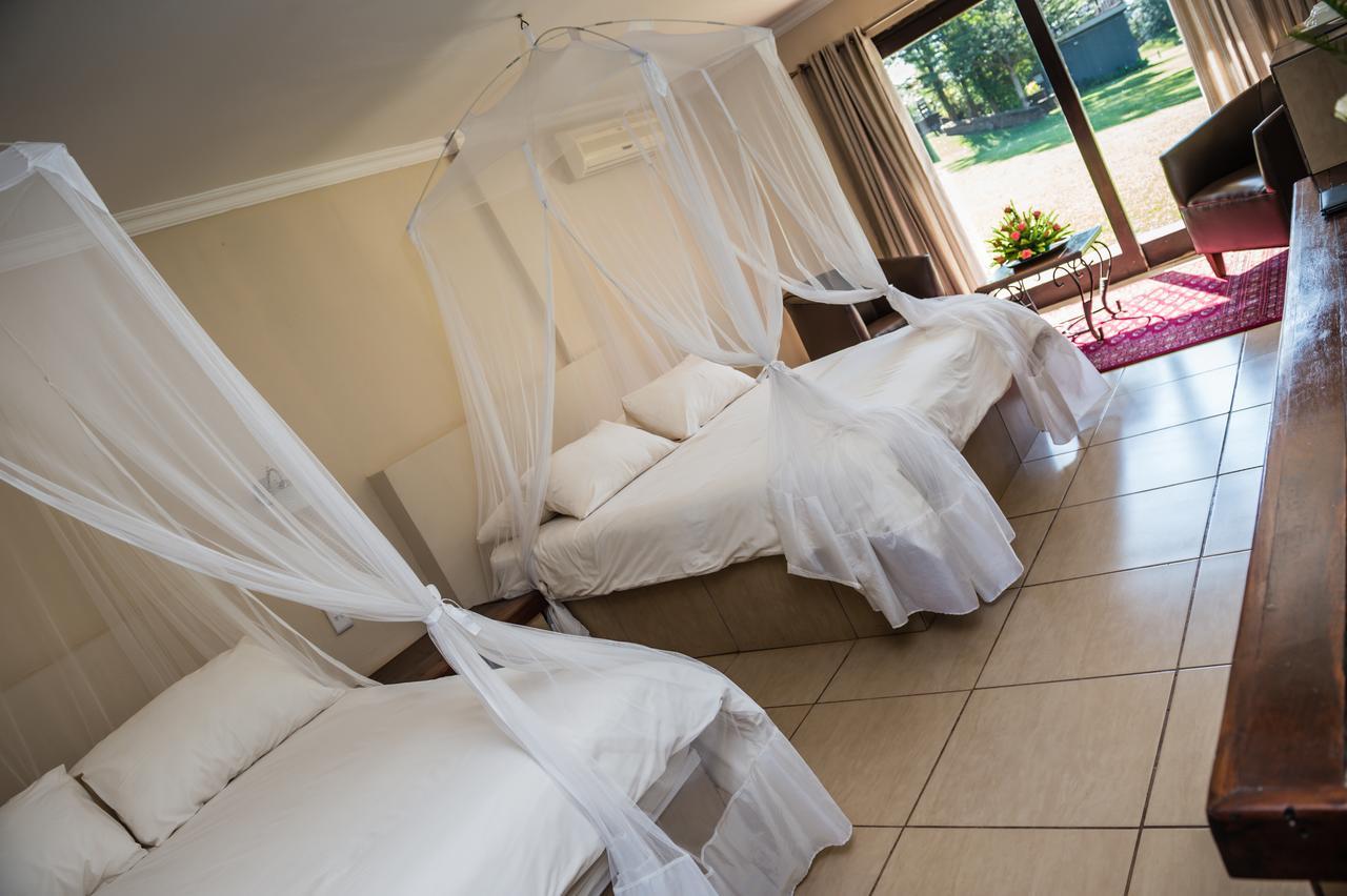 Royal Solwezi Hotel Экстерьер фото
